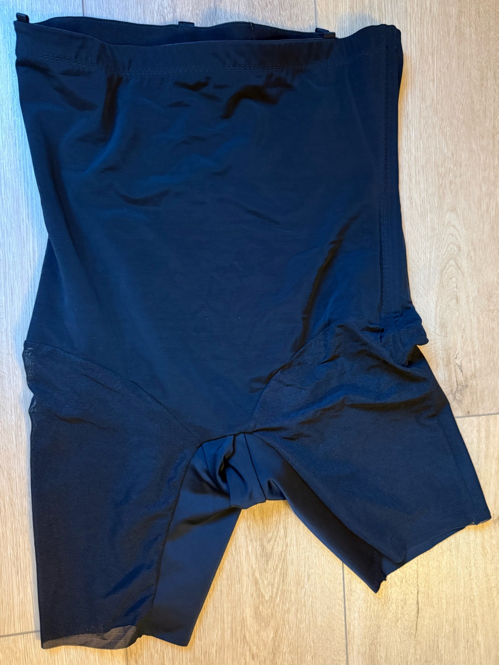 Honeylove High-Waist Sculpting Shapewear Shorts in Black